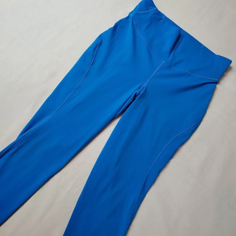Lululemon Women's Size 10 Base Pace High-Rise Crop 23